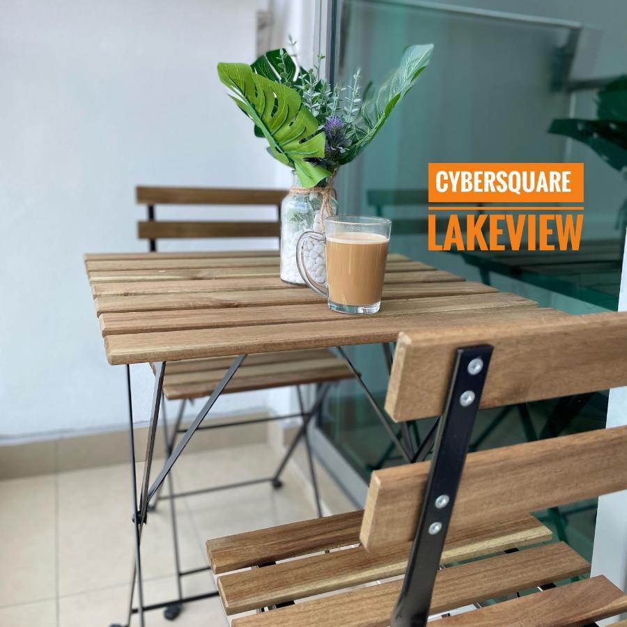 Cybersquare Lakeview With Netflix And Disney Hotstar 사이버자야 외부 사진