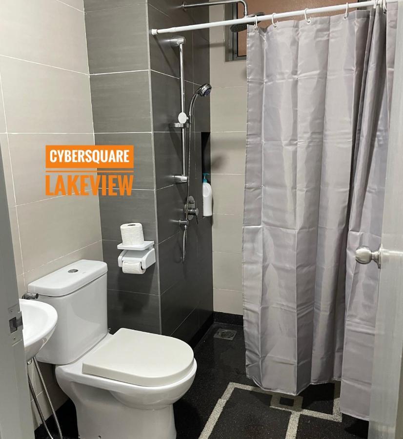 Cybersquare Lakeview With Netflix And Disney Hotstar 사이버자야 외부 사진
